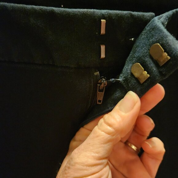 Old Navy Pixie Never-Fade Women's Black Ankle Pants Size 8 - Picture 5 of 7